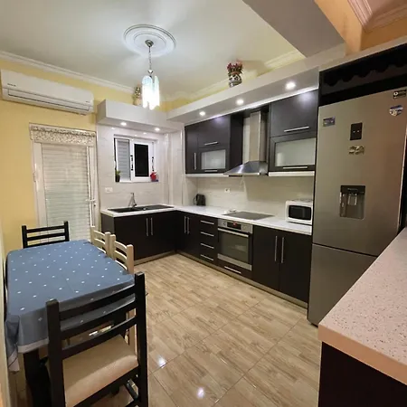 Saranda Apartment Апартаменты