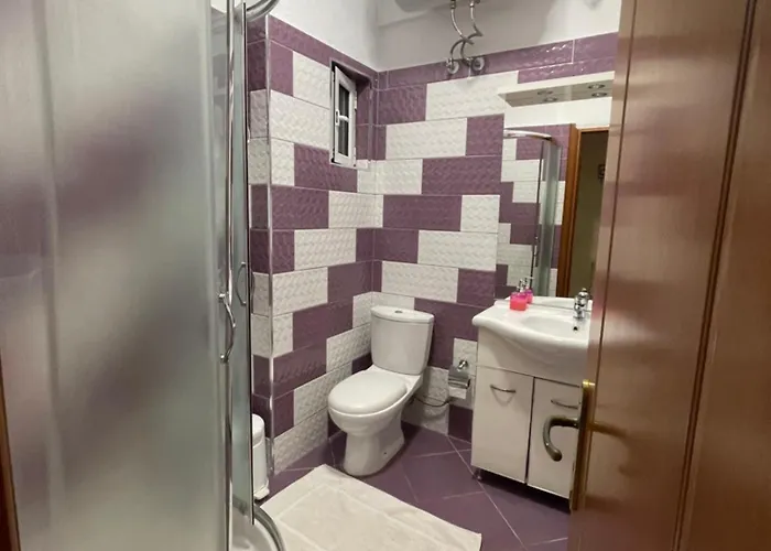 Saranda Apartment * Саранда