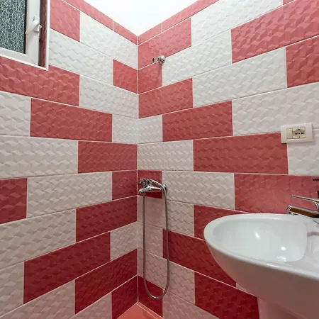Saranda Apartment Διαμέρισμα *